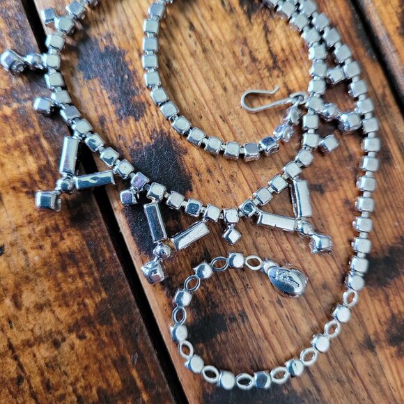 Signed Sherman Clear Necklace, Clear Swarovski Crystals Rhinestones - Picture 3 of 3